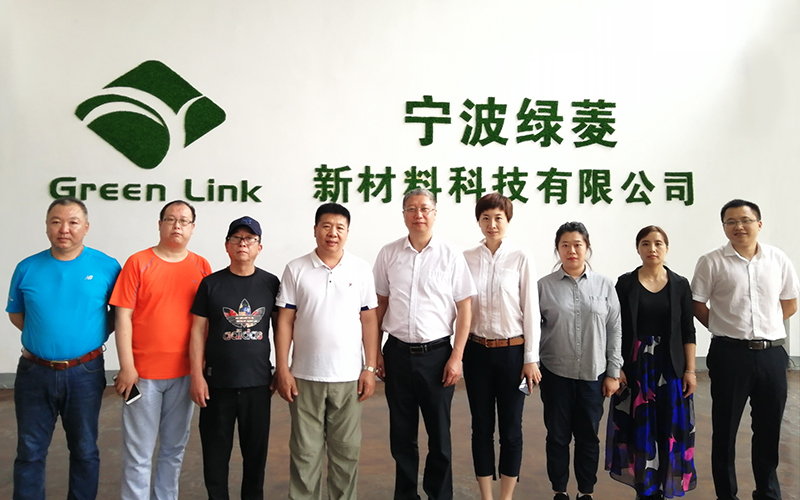 意向客户参观绿菱生产基地合影